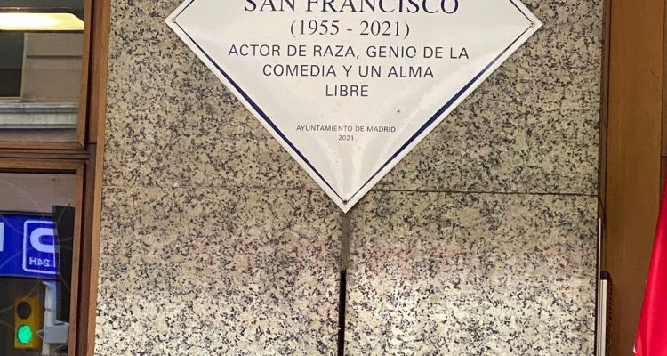 Placa homenaje a Enrique San Francisco