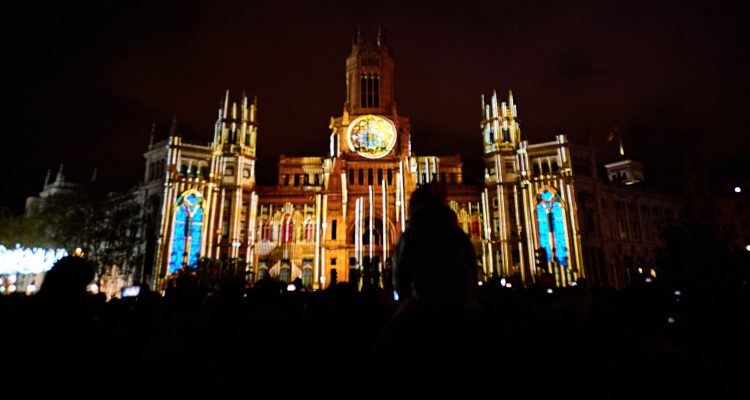 Videomapping Feliz Navidad Madrid 2022 en Cibeles