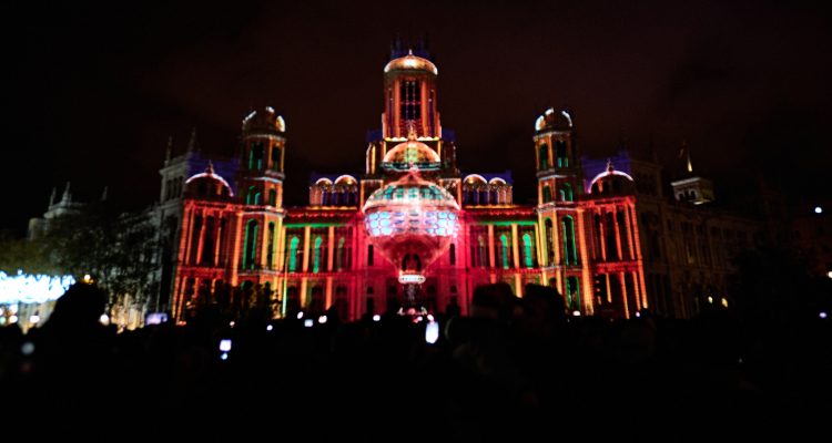 Videomapping Feliz Navidad Madrid 2022 en Cibeles