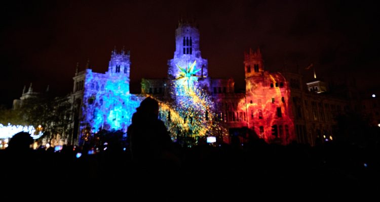 Videomapping Feliz Navidad Madrid 2022 en Cibeles