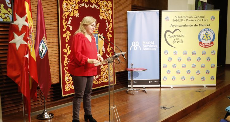 Sanz en la presentación del procedimiento de actuación coordinada entre SAMUR-PC y el área social ante violencia sobre menores