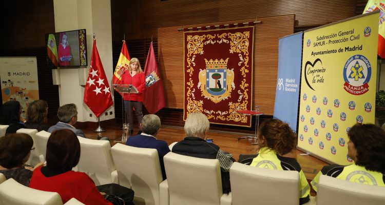 Sanz en la presentación del procedimiento de actuación coordinada entre SAMUR-PC y el área social ante violencia sobre menores