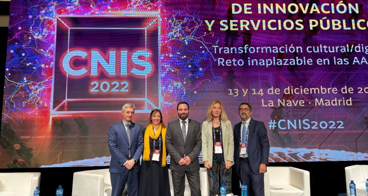 El concejal delegado de Innovación y Emprendimiento, Ángel Niño, durante la inauguración del Congreso