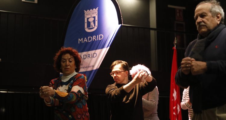 Actividad de teatro con la participación de personas con discapacidad intelectual