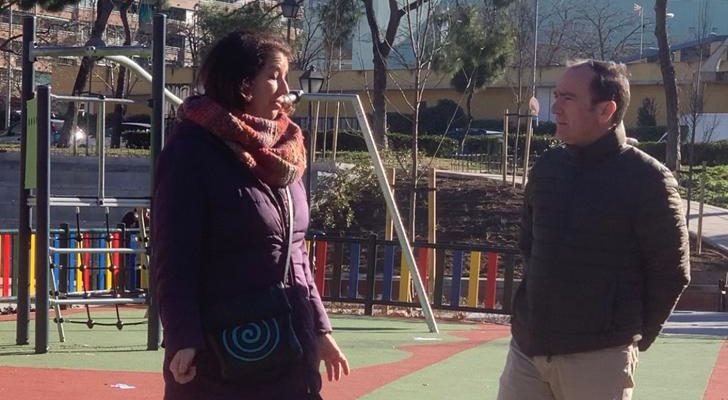 El delegado de Medio Ambiente y Movilidad, Borja Carabante, visita el parque Amós Acero