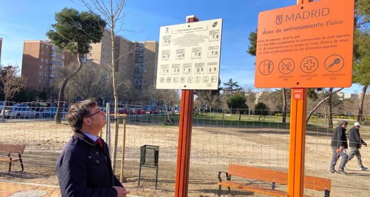 instantánea de la visita de González a la remodelación integral de Pan Bendito