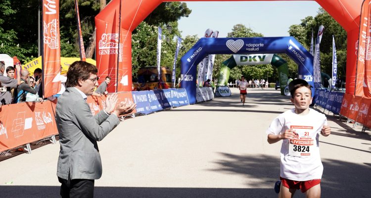 Almeida durante la IV MiniMaratón Madrid