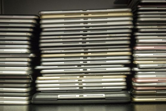 Tabletas apiladas (imagen de archivo)