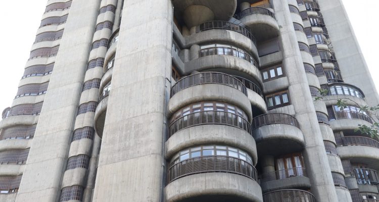 Torres Blancas