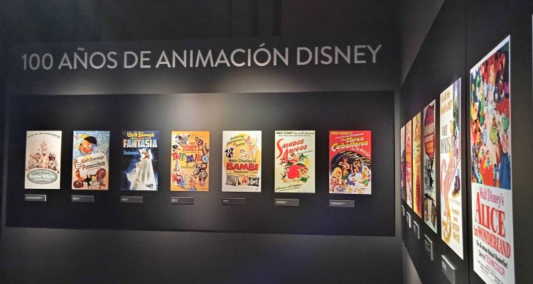 Carteles de las películas 100 años Disney