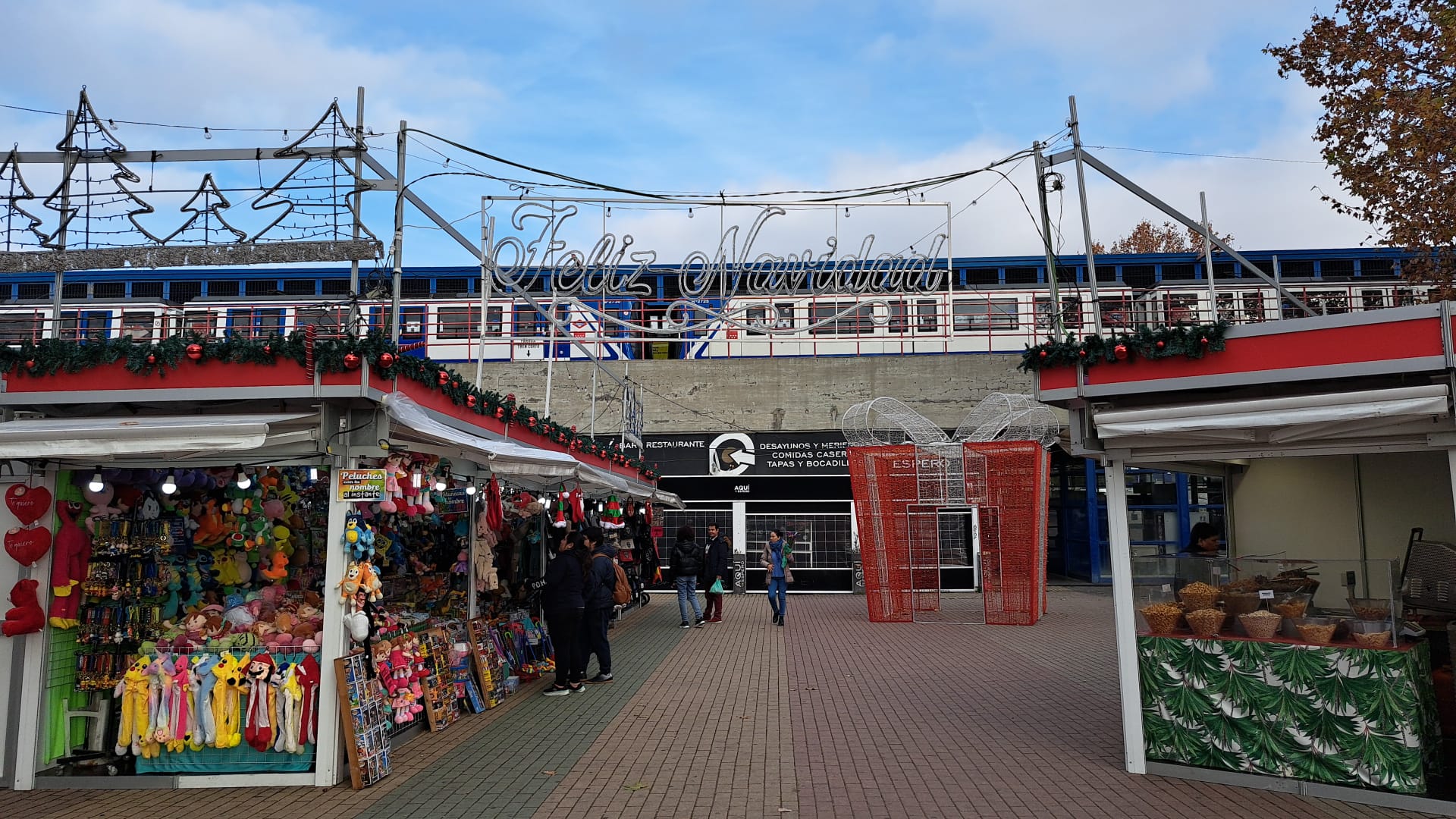 Mercadillo navideño de Aluche