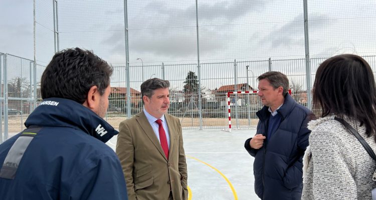 Peña visita la ampliación del CDM Barajas