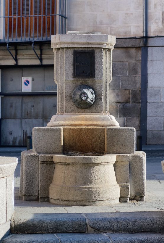 Fuente de Puerta Cerrada