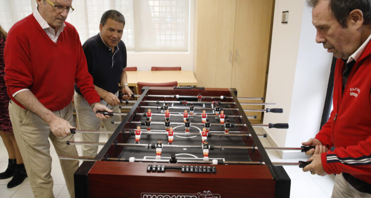 Fernández e Izquierdo en su visita al CMAIN Doctor Salgado Alba