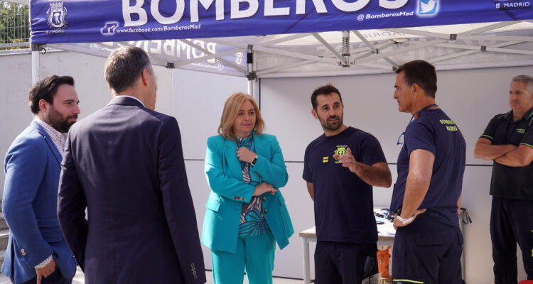 Inma Sanz y Ángel Niño en la apertura del congreso sobre accesos forzados celebrado en la Escuela de Bomberos de Madrid