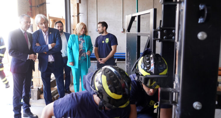 Inma Sanz y Ángel Niño en la apertura del congreso sobre accesos forzados celebrado en la Escuela de Bomberos de Madrid