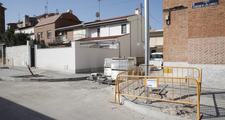 Obras en el entorno del Centro de Mayores San Benito