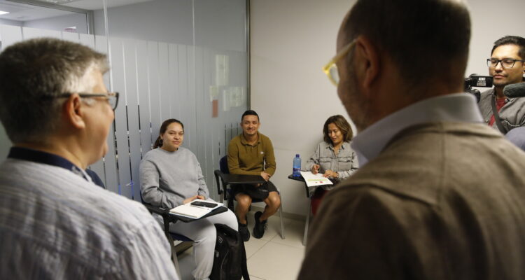 El delegado de Políticas Sociales, Familia e Igualdad, José Fernández, en su visita de hoy