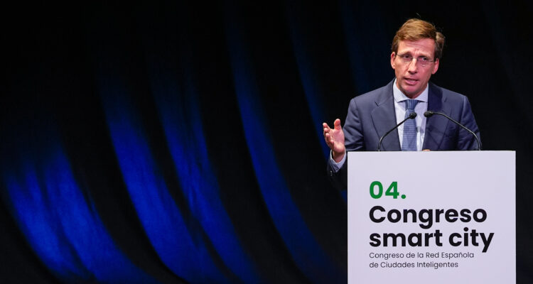 José Luis Martínez-Almeida interviene en la inauguración del Congreso smart city RECI en IFEMA Madrid