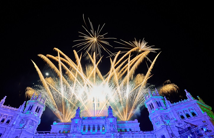 Fuegos artificiales en Cibeles