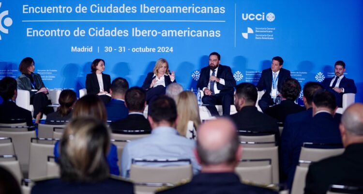 Imágenes de los intervinientes en el panel de seguridad de la UCCI