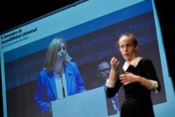 La vicealcaldesa de Madrid, Inma Sanz, durante la inauguración de las V Jornadas de Accesibilidad Universal