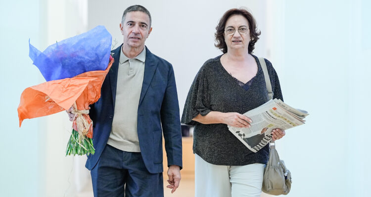 Almeida en la reunión con la Asociación de Vendedores Profesionales de Prensa de Madrid