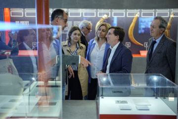 El alcalde de Madrid, José Luis Martínez-Almeida, durante la inauguración del Centro de Interpretación del frontón Beti Jai