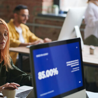 Un equipo trabajando en una startup en Madrid, en el CIEC: hogar de startups y motor de la economía circular en España