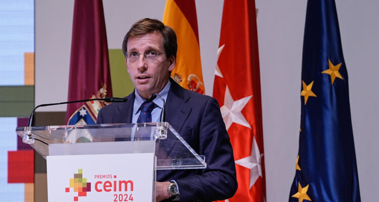 Almeida interviene en los Premios CEIM 2024