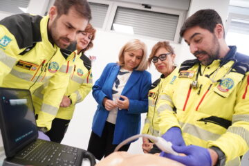 Visita de la vicealcaldesa y delegada e Seguridad y Emergencias, Inma Sanz, al CIFSE para conocer el nuevo simulador ecográfico de realidad virtual de SAMUR-PC.