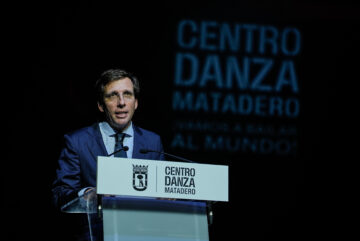 El alcalde de Madrid, José Luis Martínez-Almeida, durante la inauguración del Centro Danza Matadero