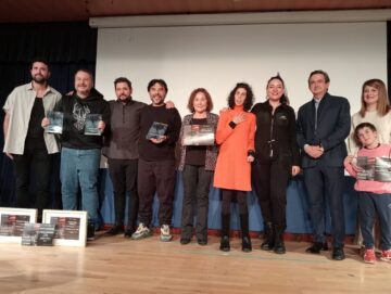 Entrega de premios en la gala de clausura del XIX Certamen de Teatro Abierto de Hortaleza