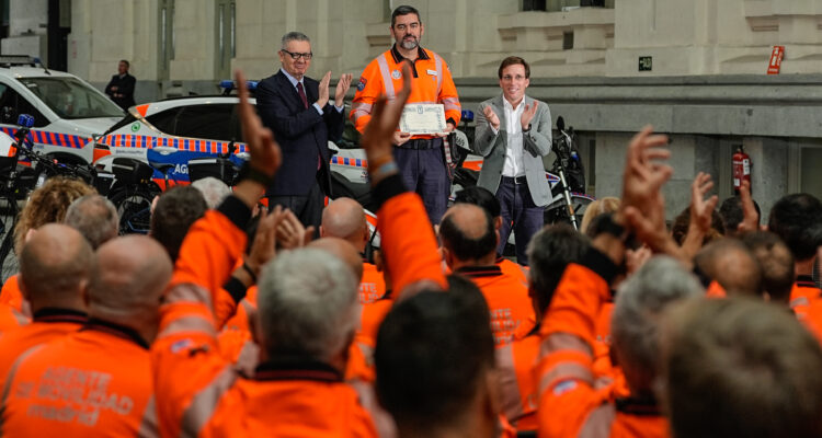 Acto institucional con motivo del 20º aniversario del Cuerpo de Agentes de Movilidad