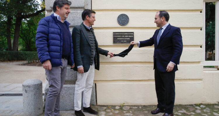 Carabante, Páramo y Peña en el Capricho de la Alameda de Osuna