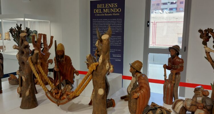 Exposición ‘Belenes del mundo’ de la colección Basanta-Martín