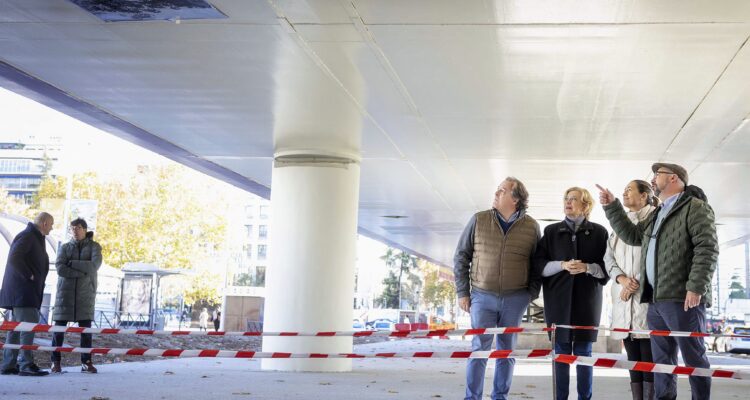 Obras de mejora de la accesibilidad bajo el puente de Raimundo Fernández Villaverde