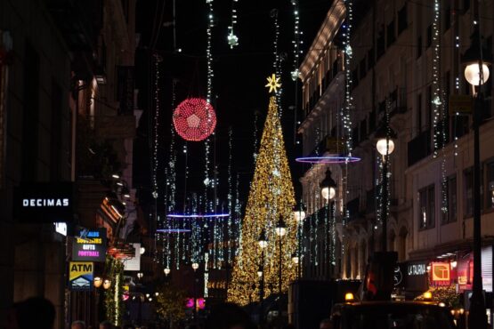 Carrera de San Jerónimo iluminada