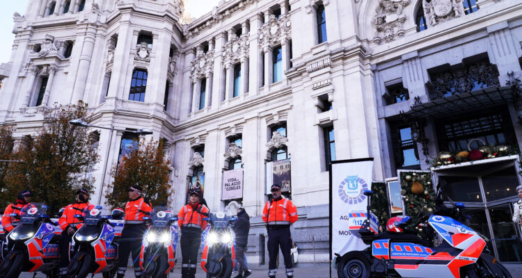 Carabante en la presentación de las 92 nuevas motos eléctricas