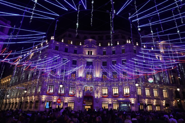 Detalle de la iluminación navideña