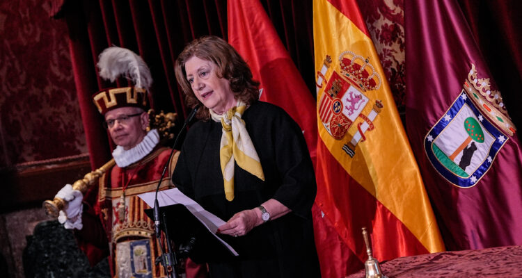 Intervención de la nueva cronista de la Villa de Madrid, María Teresa Fernández Talaya