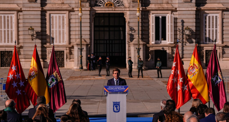 Acto institucional del Ayuntamiento con motivo del Día de la Constitución