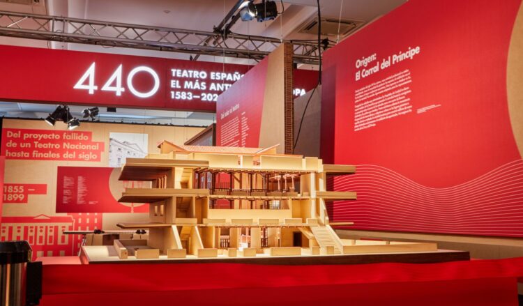 Maqueta del Corral del Príncipe expuesta con motivo del 440 aniversario del Teatro Español