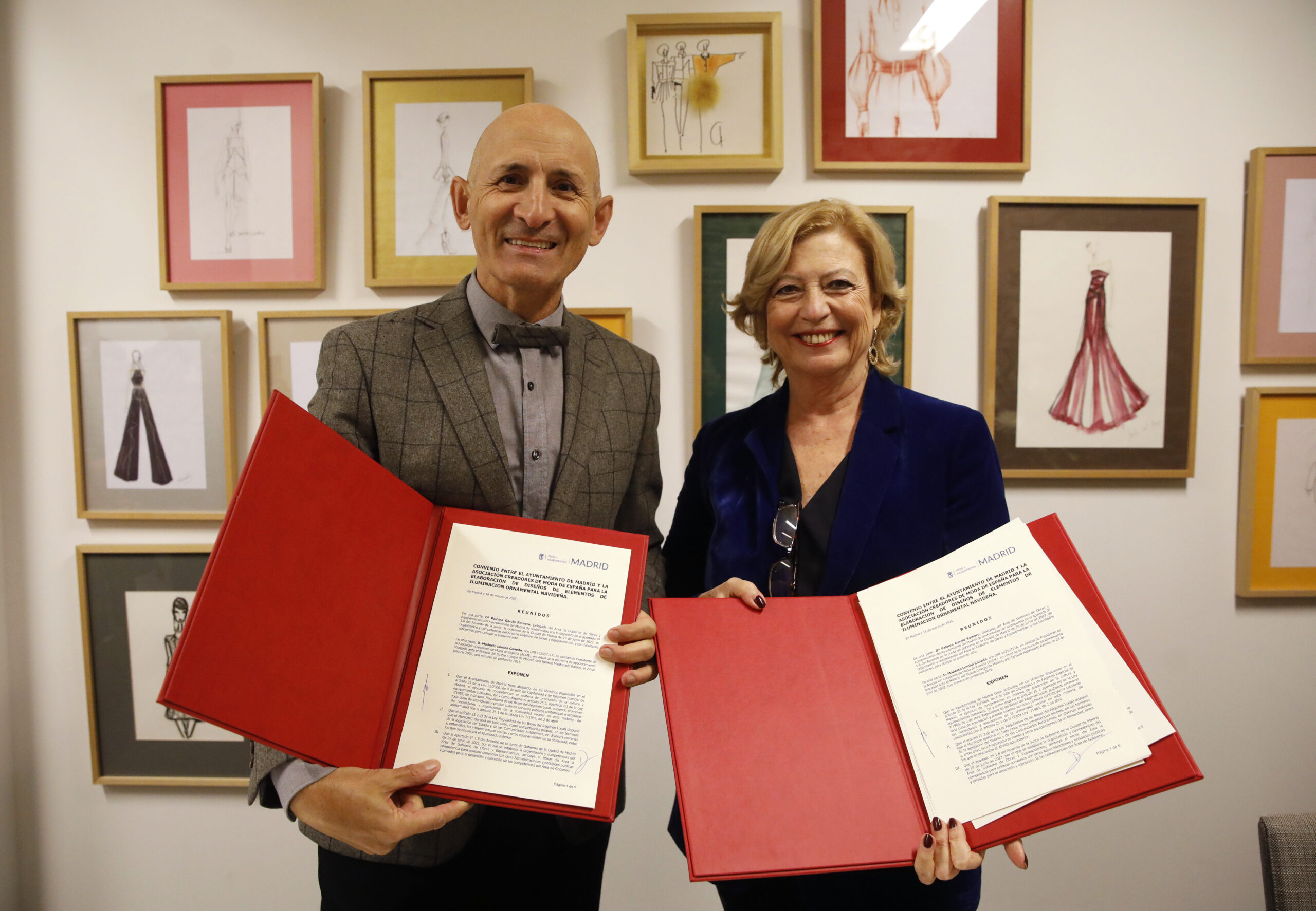 El presidente de ACME, Modesto Lomba, y la delegada de Obras y Equipamientos, Paloma García Romero, en la firma de hoy