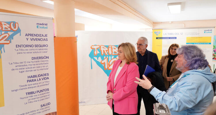Visita de la vicealcaldesa y delegada de Seguridad y Emergencias, Inma Sanz, a algunas actividades y talleres del proyecto ‘La Tribu del 12’, que previene la captación de menores por bandas juveniles violentas en Puente de Vallecas