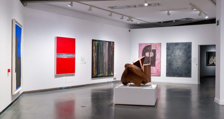 Obras expuestas en la exposición ‘Rafael Canogar. [I]Realidades [Obras 1949-2024]’ en CentroCentro