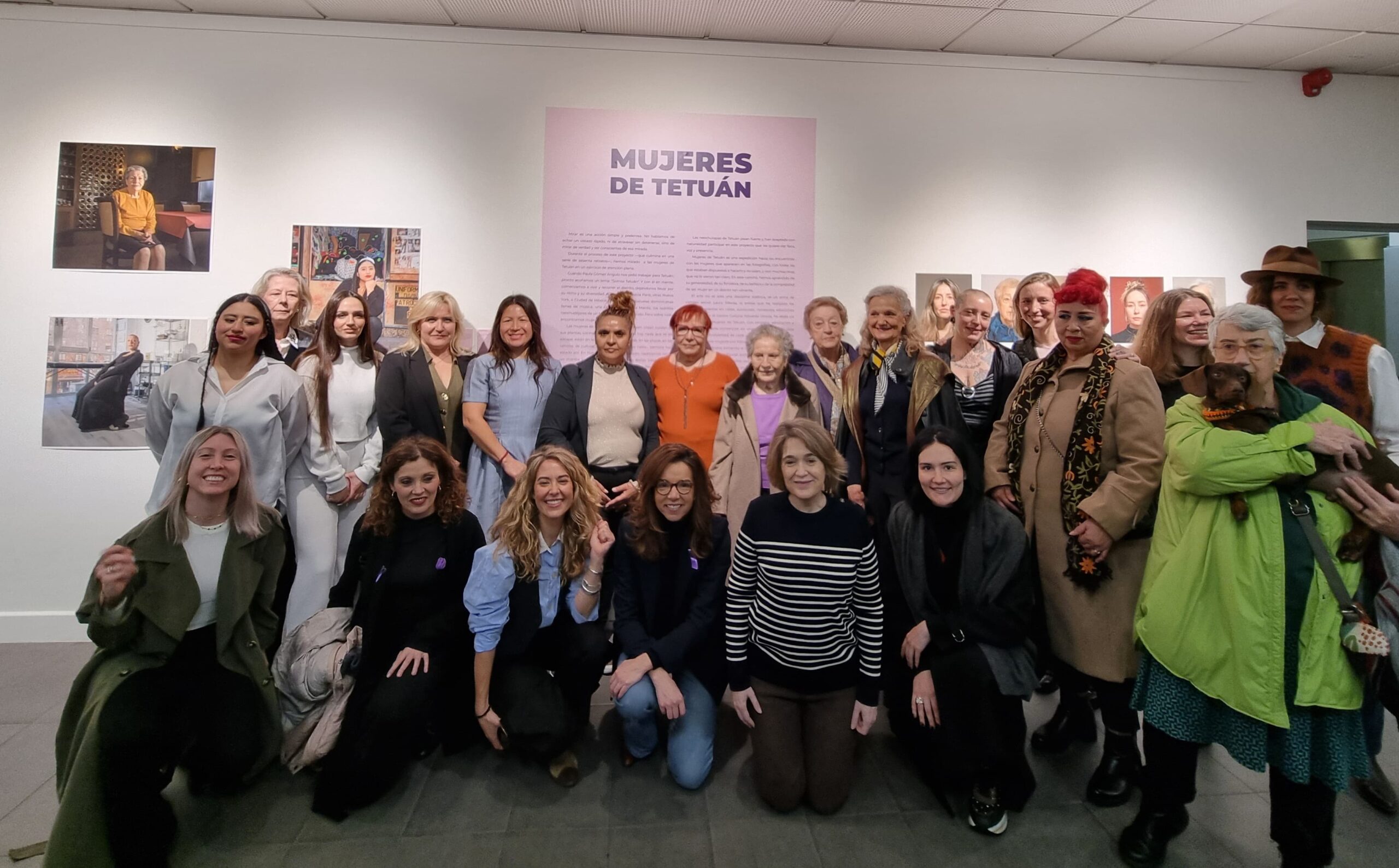 Marta Rivera de la Cruz y Gómez- Angulo en la inauguración de la exposición 'Mujeres de Tetuán'