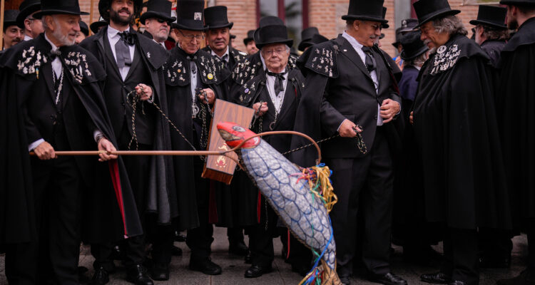 Recepción a la Alegre Cofradía del Entierro de la Sardina y la Peña del Boquerón