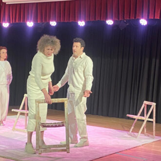 Durante la representación de la obra Anonimato