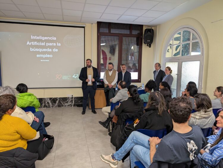 Segura inaugura la jornada de empleabilidad en el distrito Centro